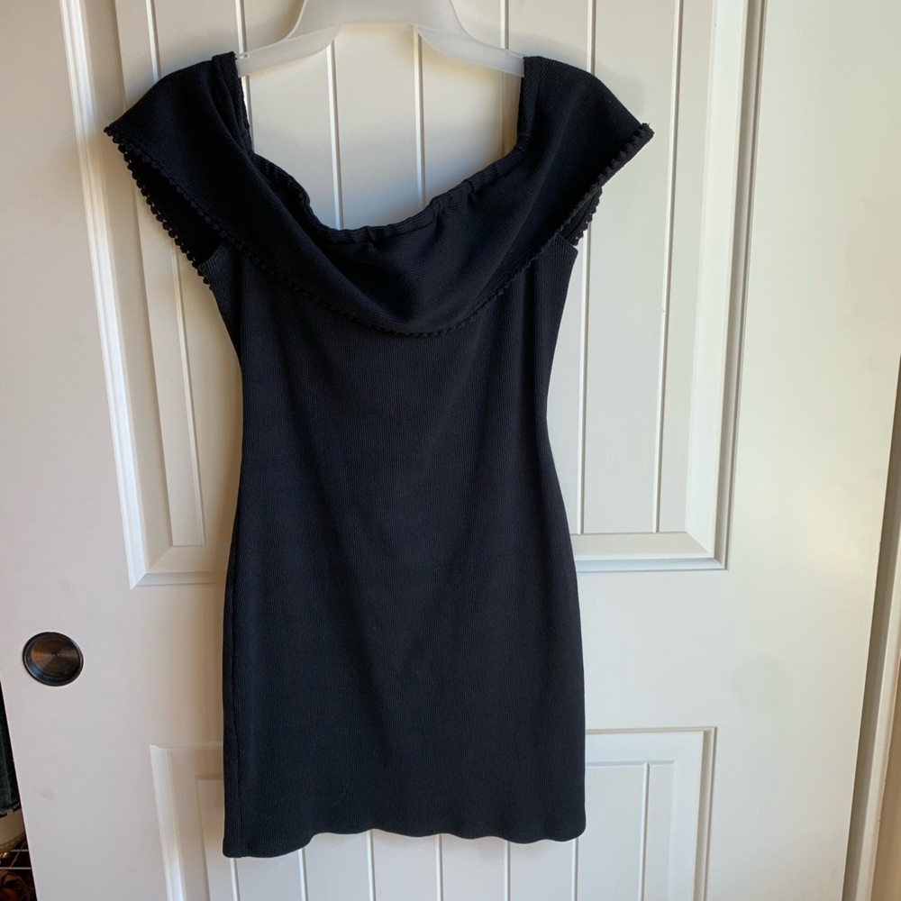 WAYF women’s off the shoulder black dress